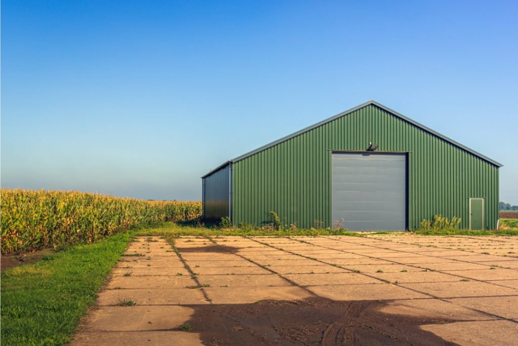 Oakmont post-frame steel building